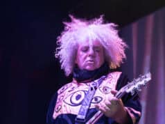 The Melvins: Keeping Music Weird King Buzzo of The Melvins performing live at Red Flag in St. Louis.