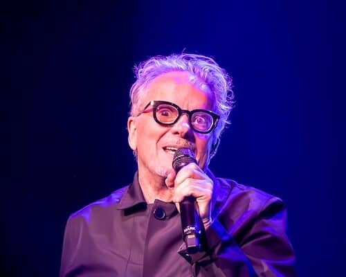 Devo: 50 Years of De-Evolution DEVO